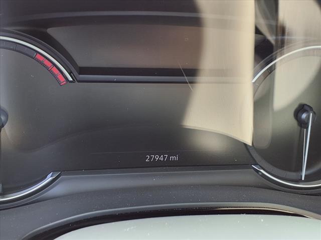 used 2021 Cadillac XT5 car, priced at $32,211