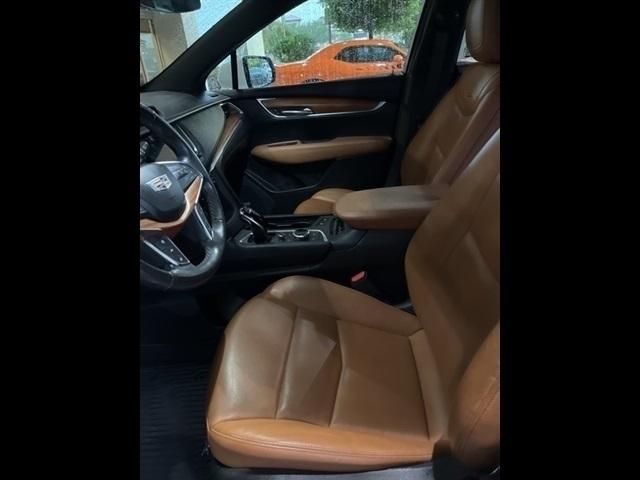used 2022 Cadillac XT5 car, priced at $29,979