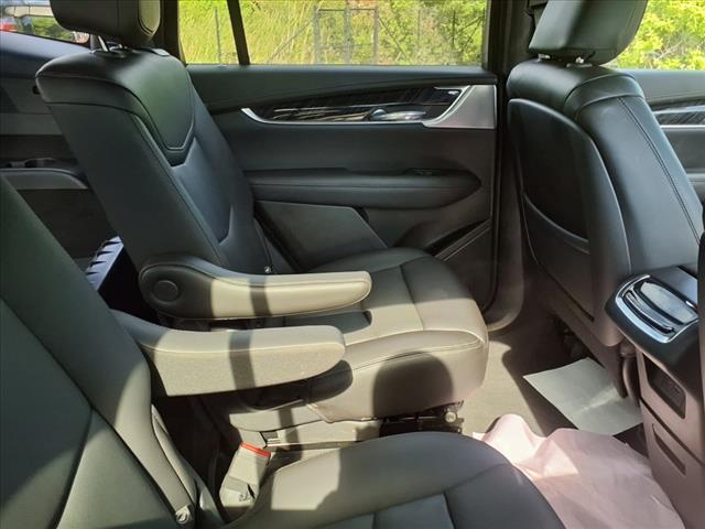 used 2024 Cadillac XT6 car, priced at $41,840
