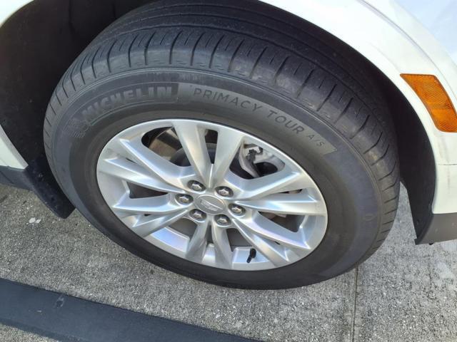 used 2023 Cadillac XT5 car, priced at $28,995