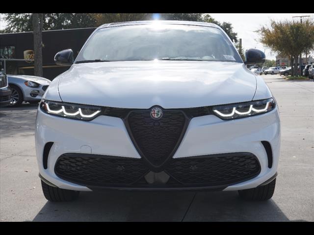 new 2024 Alfa Romeo Tonale car, priced at $54,785
