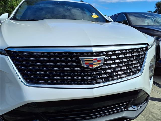 used 2024 Cadillac XT4 car, priced at $31,995