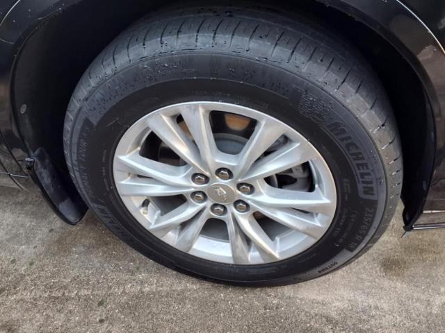used 2022 Cadillac XT6 car, priced at $30,398