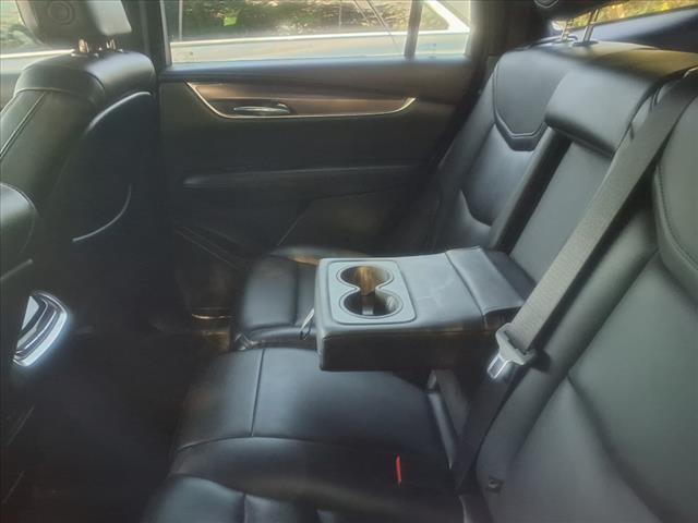 used 2022 Cadillac XT6 car, priced at $30,398