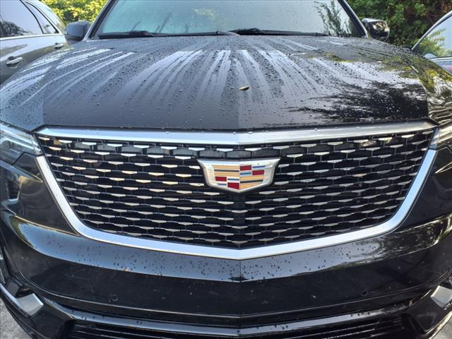 used 2022 Cadillac XT6 car, priced at $30,398