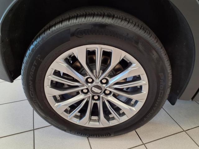 used 2024 Cadillac XT4 car, priced at $35,999
