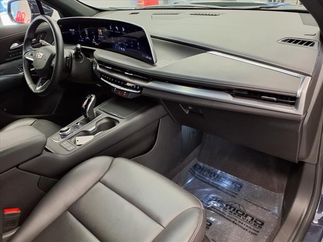 used 2024 Cadillac XT4 car, priced at $35,999