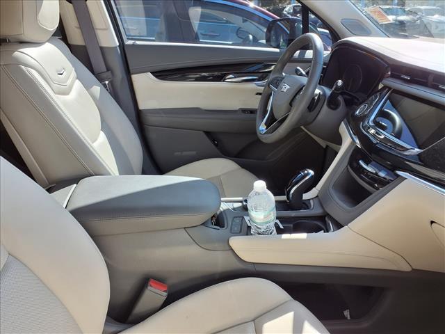 used 2024 Cadillac XT6 car, priced at $43,327