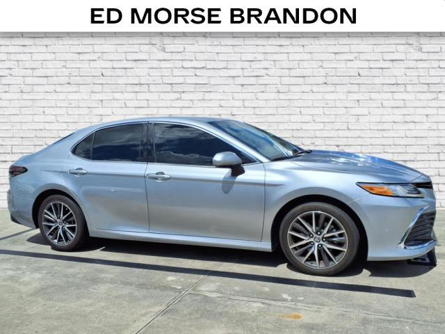 used 2022 Toyota Camry Hybrid car, priced at $27,978