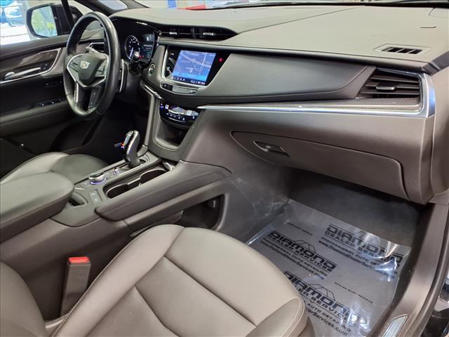 used 2023 Cadillac XT5 car, priced at $34,081