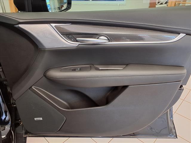 used 2023 Cadillac XT5 car, priced at $34,081