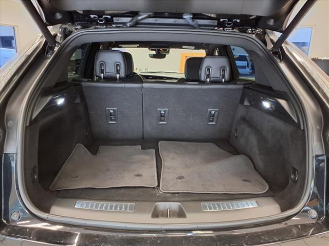 used 2022 Cadillac XT4 car, priced at $27,634