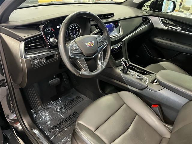 used 2022 Cadillac XT5 car, priced at $35,691