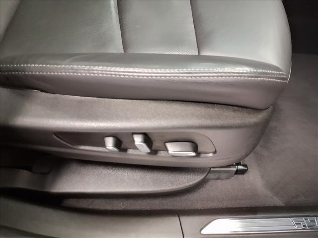 used 2023 Cadillac XT5 car, priced at $29,600