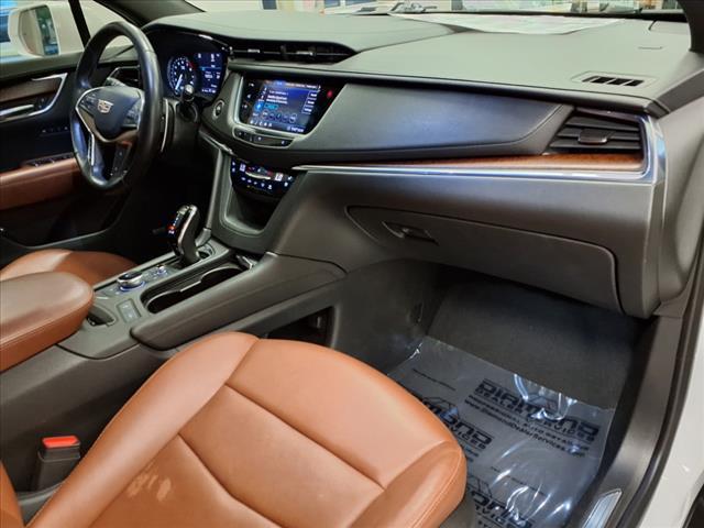 used 2020 Cadillac XT5 car, priced at $24,182