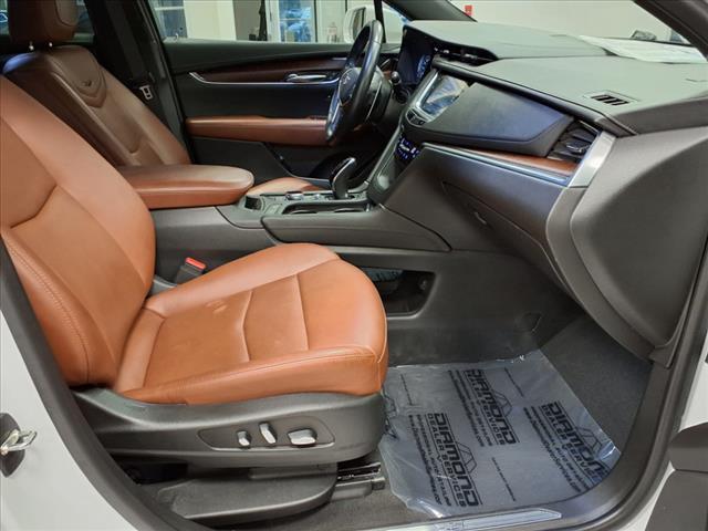 used 2020 Cadillac XT5 car, priced at $24,182