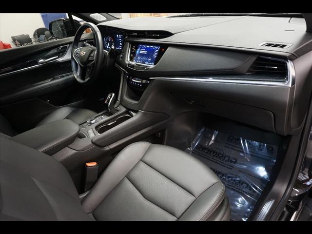 used 2024 Cadillac XT5 car, priced at $50,238