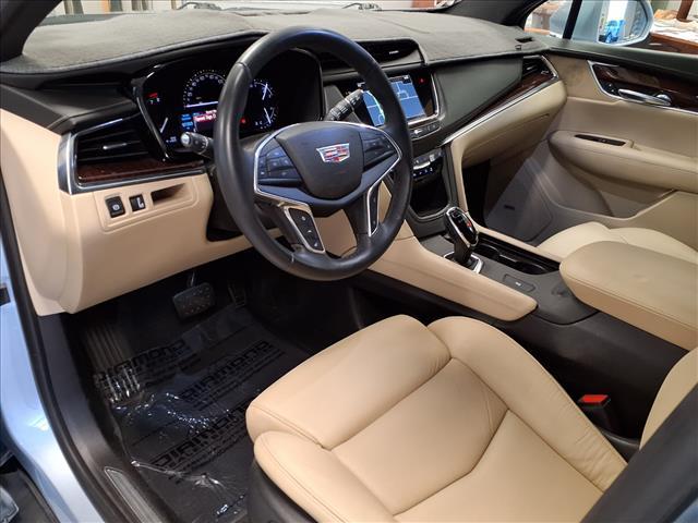 used 2017 Cadillac XT5 car, priced at $14,900