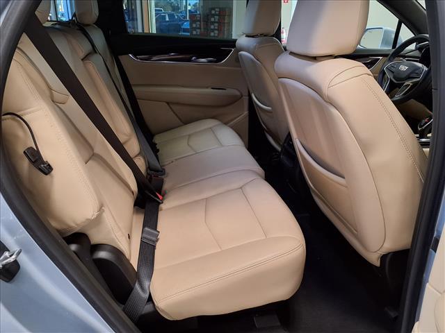 used 2017 Cadillac XT5 car, priced at $14,900