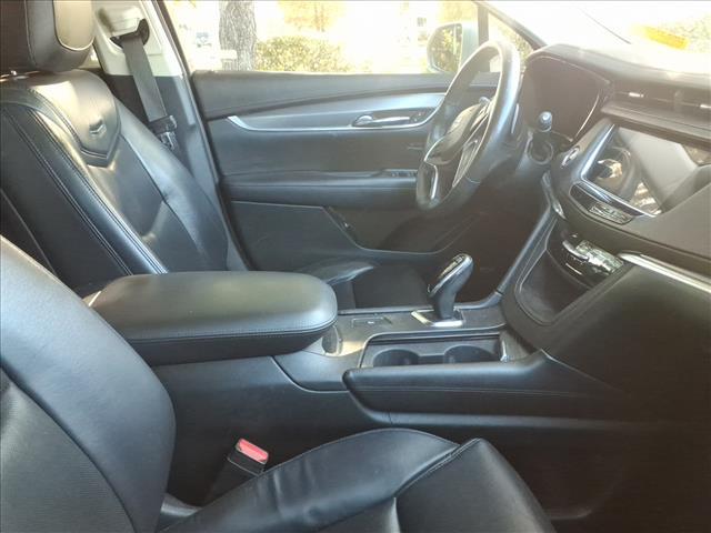used 2017 Cadillac XT5 car, priced at $14,411