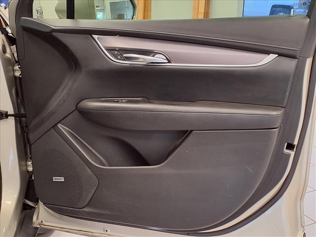 used 2017 Cadillac XT5 car, priced at $13,700