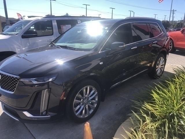 used 2020 Cadillac XT6 car, priced at $26,360