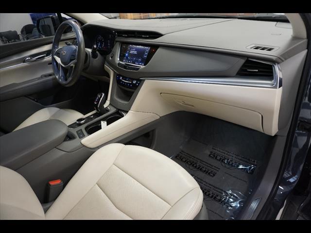 used 2021 Cadillac XT5 car, priced at $32,429