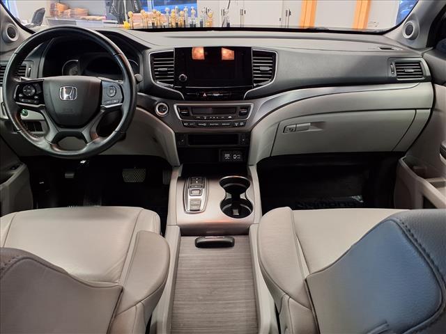 used 2022 Honda Pilot car, priced at $27,800