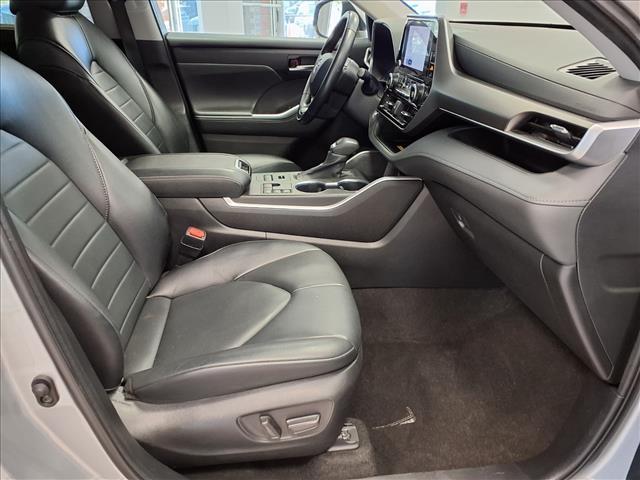 used 2023 Toyota Highlander car, priced at $34,651