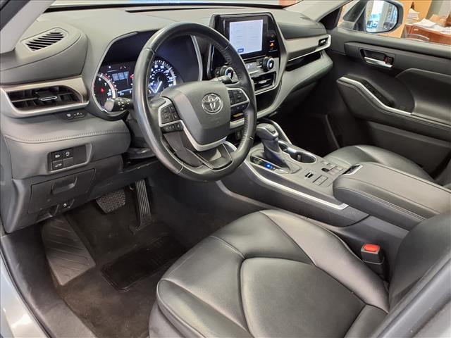 used 2023 Toyota Highlander car, priced at $34,651