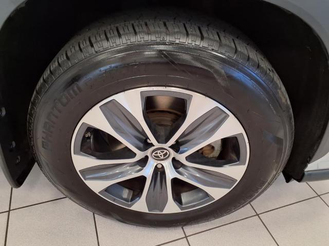 used 2023 Toyota Highlander car, priced at $34,651