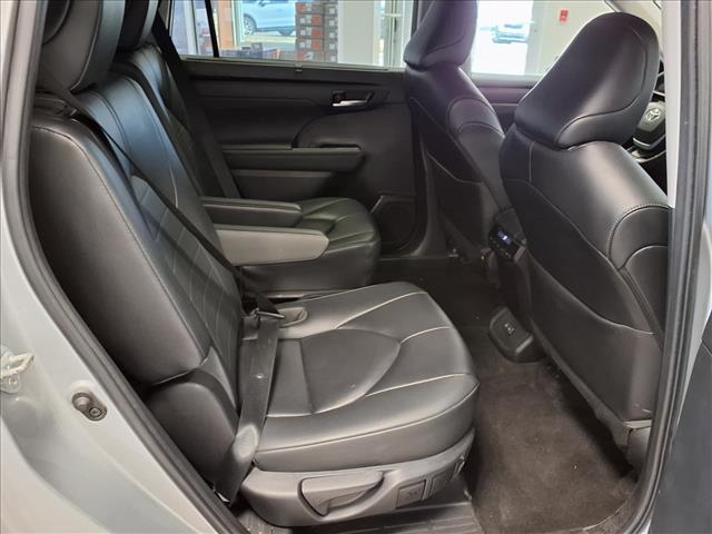 used 2023 Toyota Highlander car, priced at $34,651