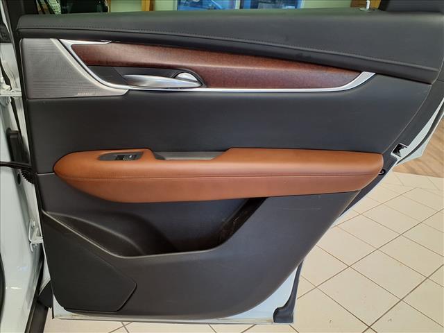 used 2021 Cadillac XT5 car, priced at $30,732