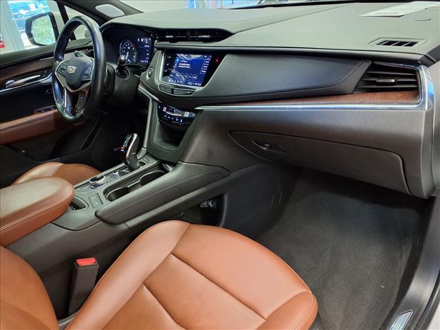 used 2021 Cadillac XT5 car, priced at $30,732