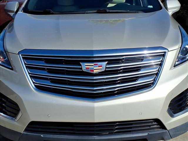 used 2017 Cadillac XT5 car, priced at $17,173