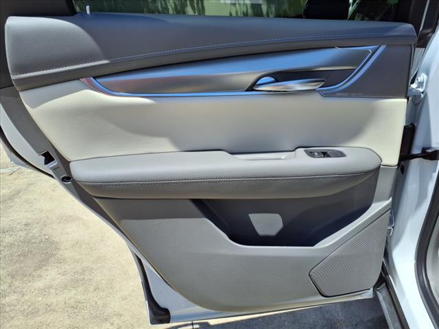 used 2024 Cadillac XT5 car, priced at $38,491