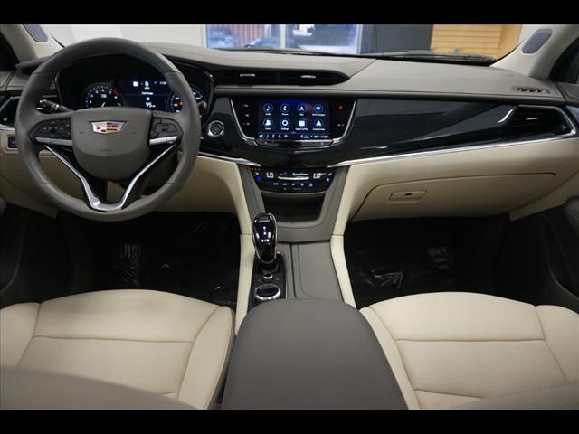 used 2024 Cadillac XT6 car, priced at $51,949