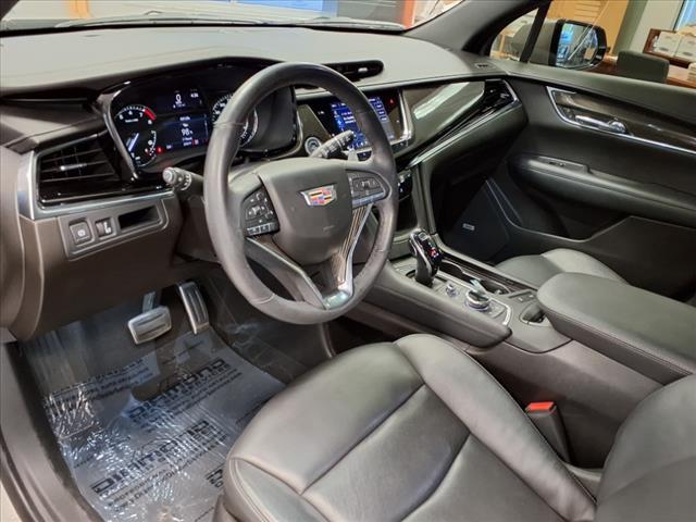 used 2022 Cadillac XT6 car, priced at $38,534