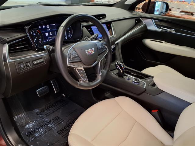 used 2022 Cadillac XT5 car, priced at $40,567