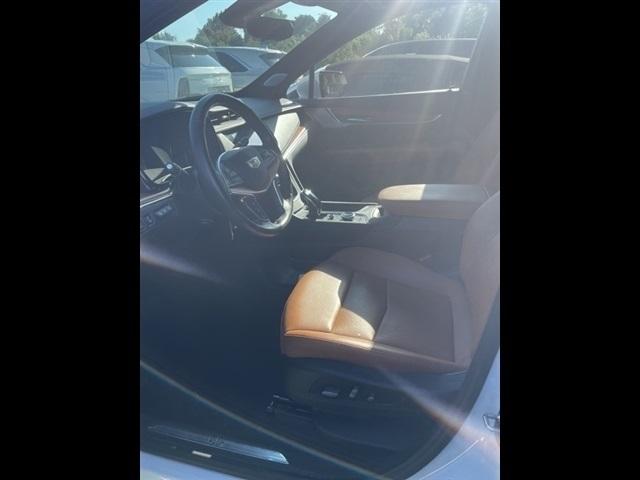 used 2023 Cadillac XT5 car, priced at $34,491