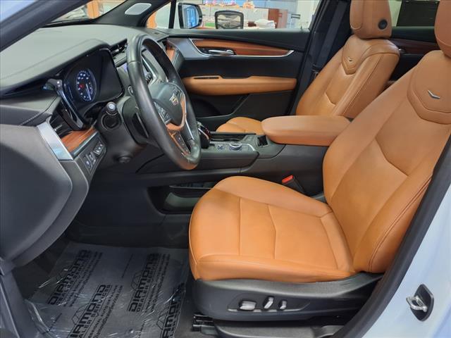 used 2023 Cadillac XT5 car, priced at $33,972