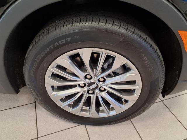 used 2025 Cadillac XT4 car, priced at $41,898