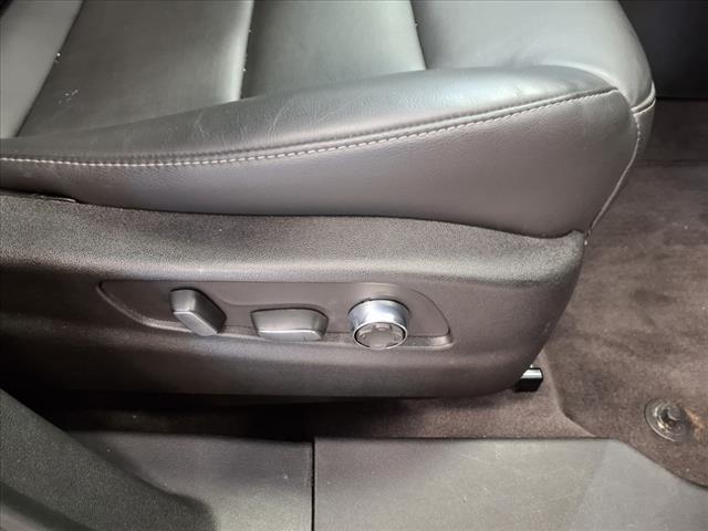used 2024 Cadillac XT4 car, priced at $34,987