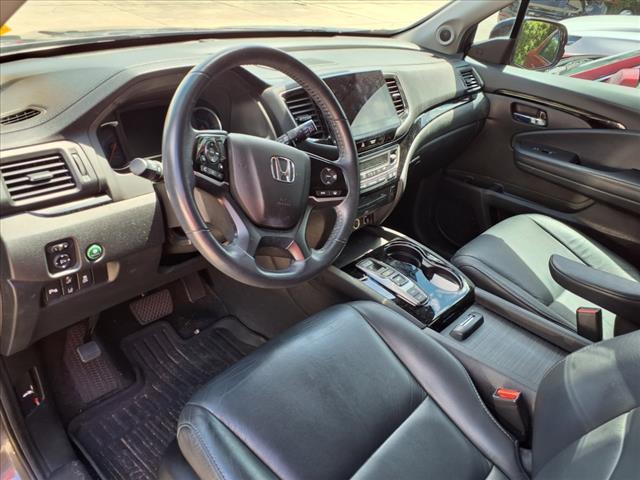 used 2022 Honda Pilot car, priced at $28,625
