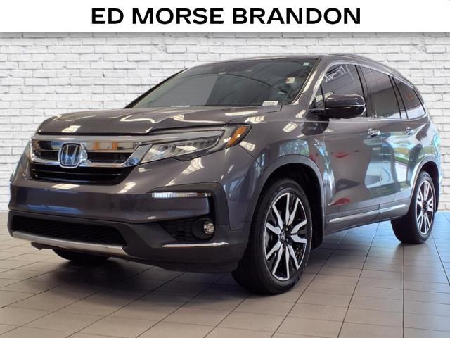 used 2022 Honda Pilot car, priced at $27,499