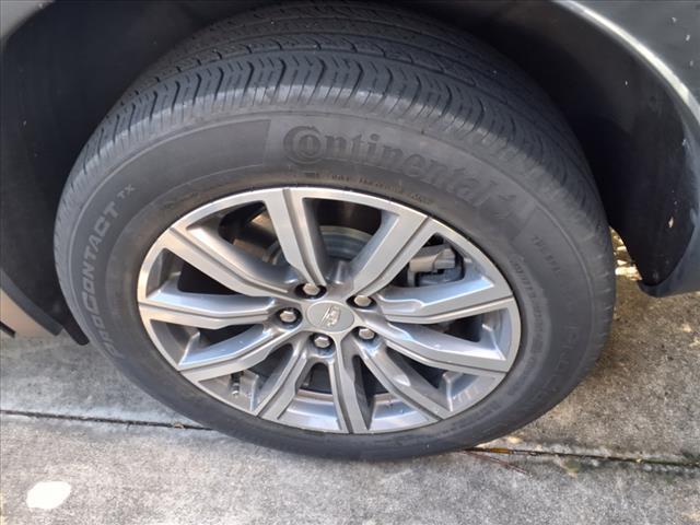 used 2020 Cadillac XT4 car, priced at $24,728