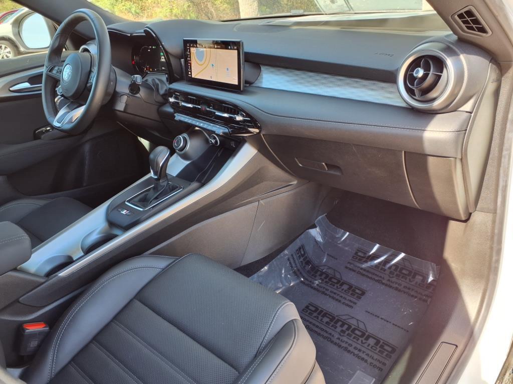new 2024 Alfa Romeo Tonale car, priced at $42,237