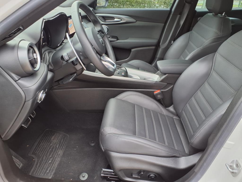 new 2024 Alfa Romeo Tonale car, priced at $47,526