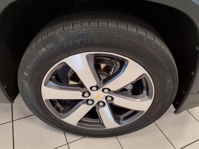 used 2022 Chevrolet Traverse car, priced at $25,987
