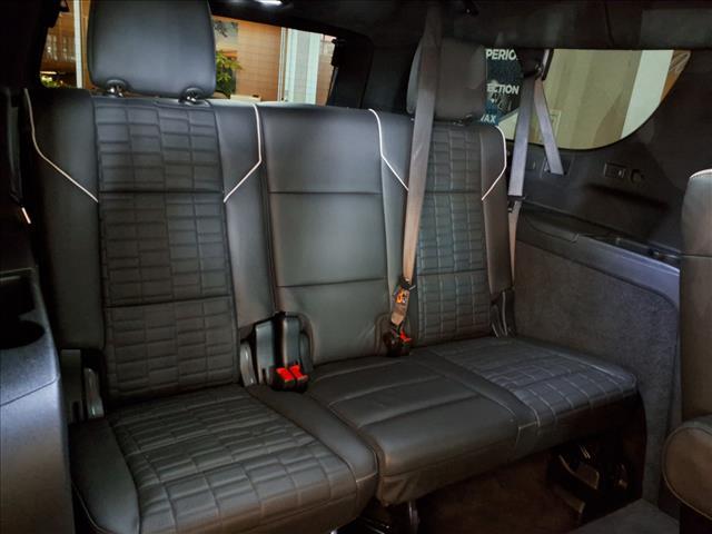 used 2025 Cadillac Escalade ESV car, priced at $177,995